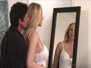 Обалденная порнозвезда Julia Ann в объятиях ненасытного кобеля